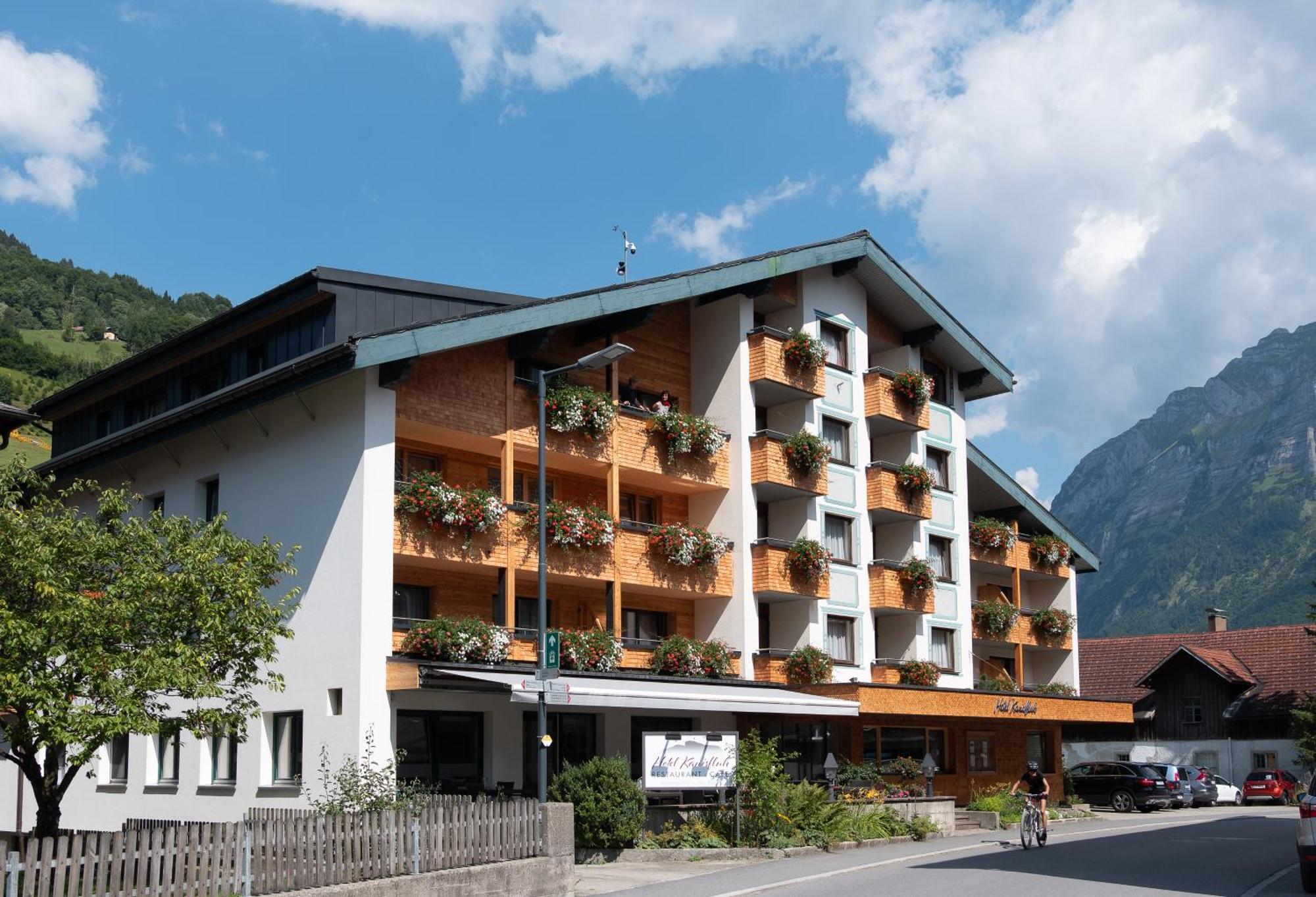 Hotel Kanisfluh Mellau Exterior foto